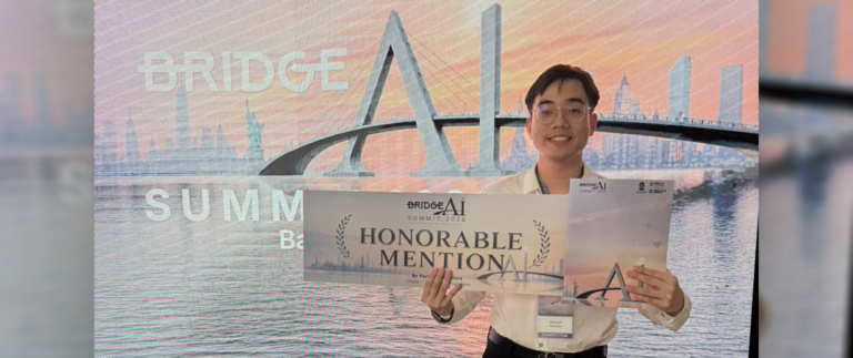 อาจารย์ ชยานนท์ คณะเภสัชศาสตร์ รับรางวัล BRIDGE SUMMIT 2026 มหาวิทยาลัยสยาม