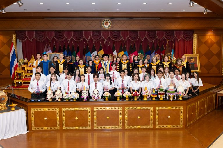 บรรยากาศ พิธีไหว้ครู มหาวิทยาลัยสยาม ประจำปีการศึกษา 2569